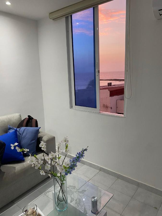 Amazing Ocean View In El Laguito