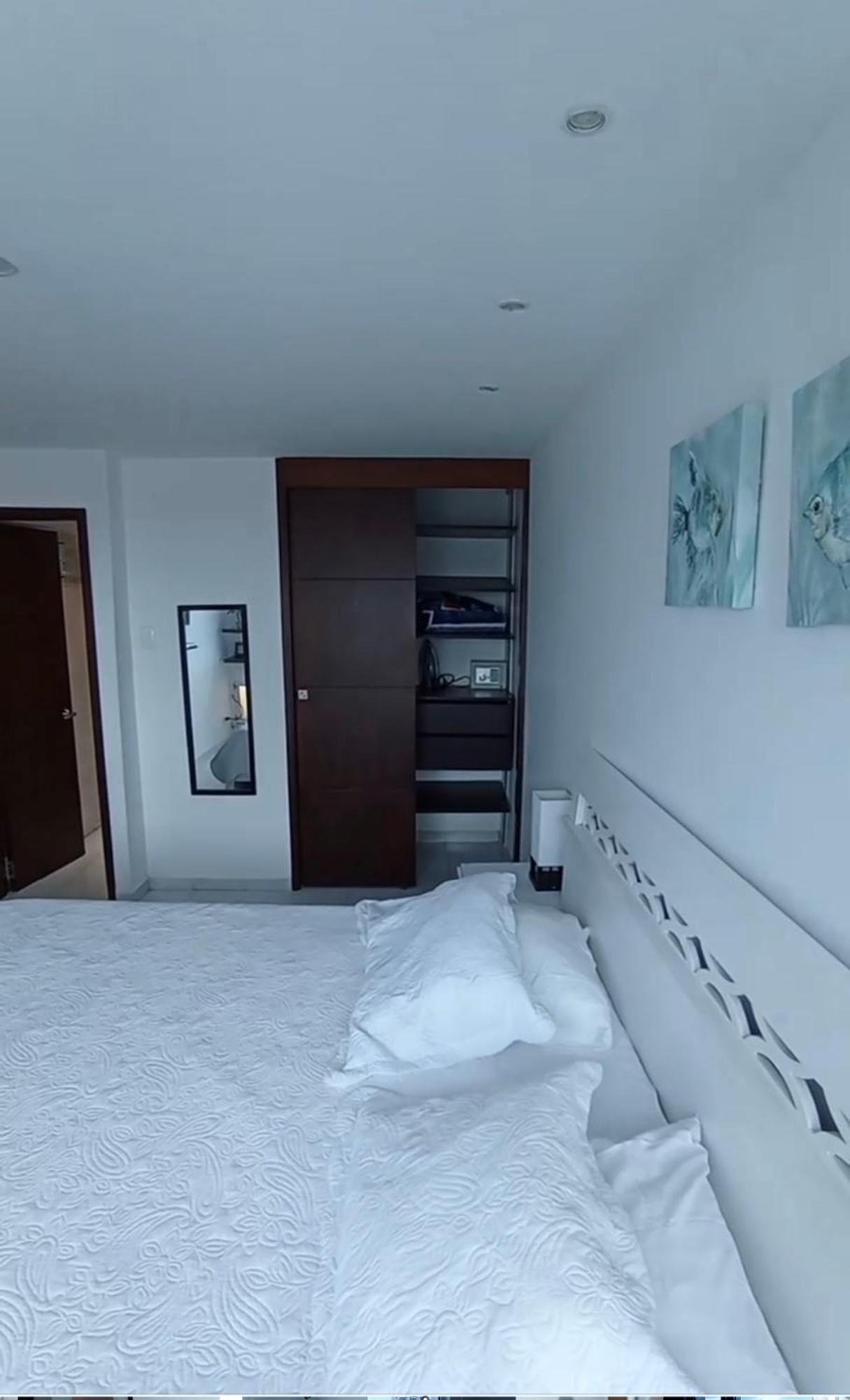 Amazing Ocean View In El Laguito